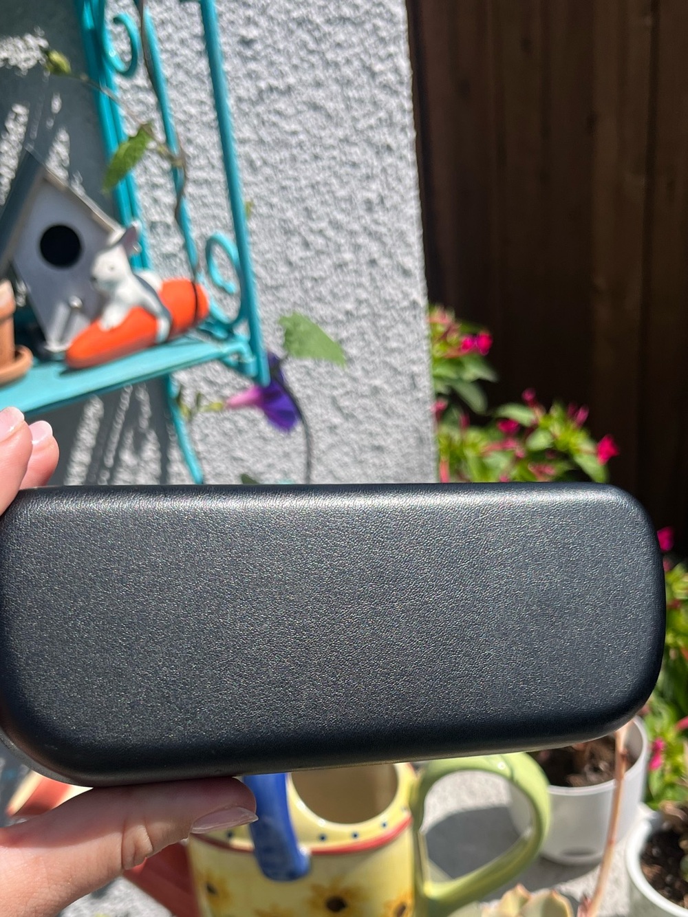 Dolce & Gabbana Black Sunglasses Case with Logo - Picture 3 of 3